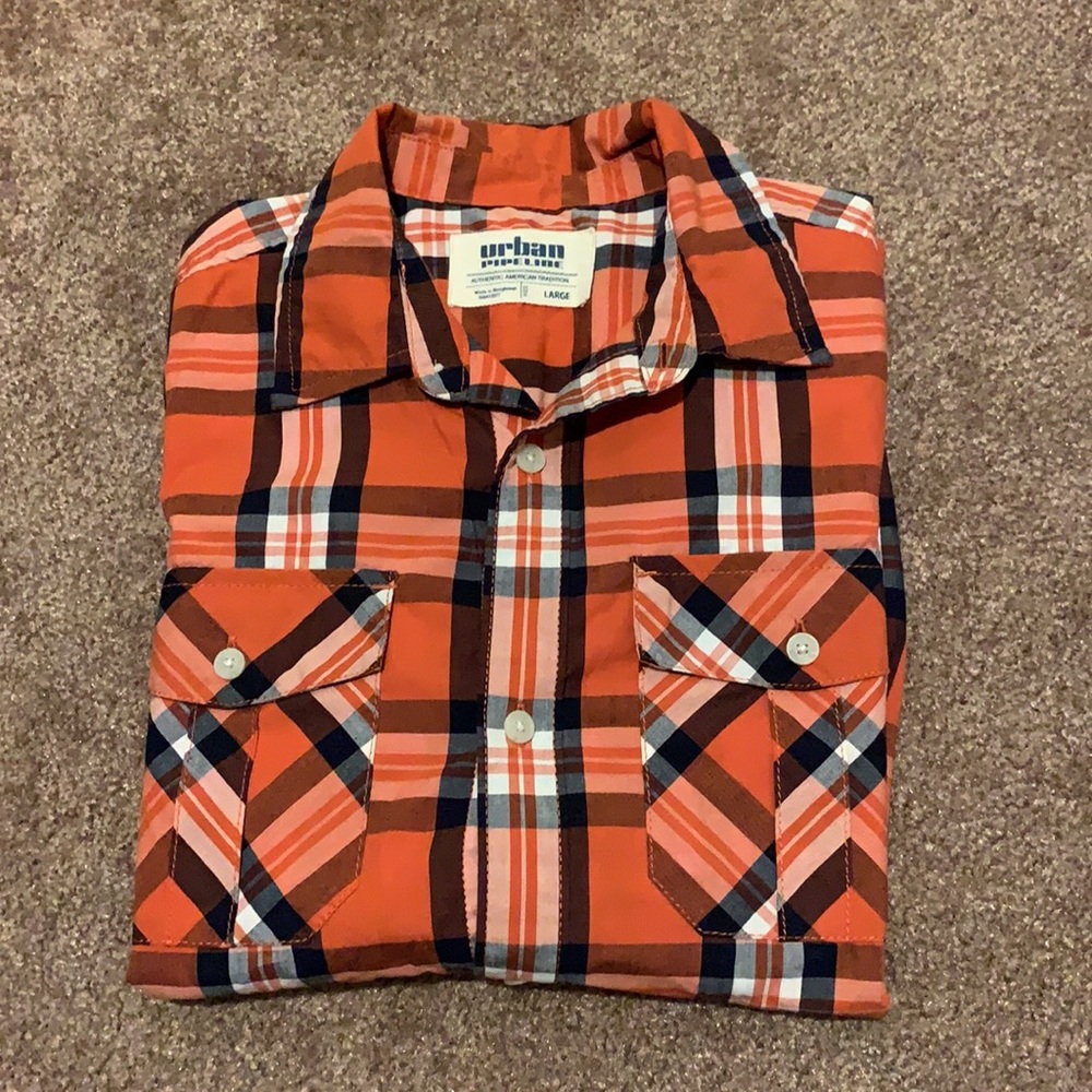 URBAN PIPELINE flannel. NWOT. BOYS Sz L.
